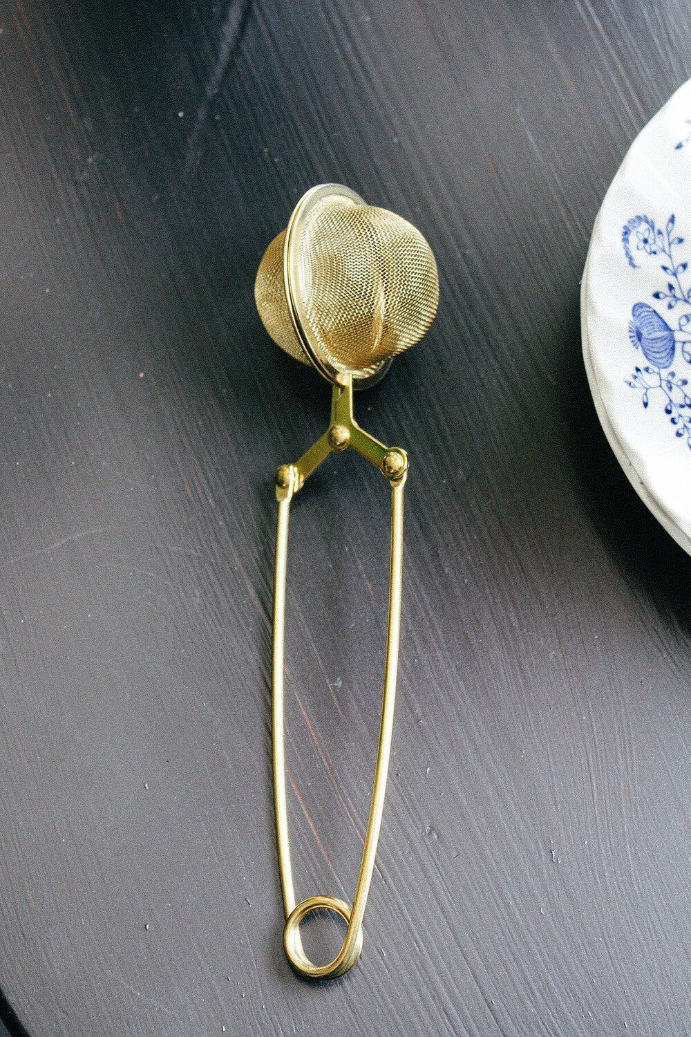 gold snap tea steeper