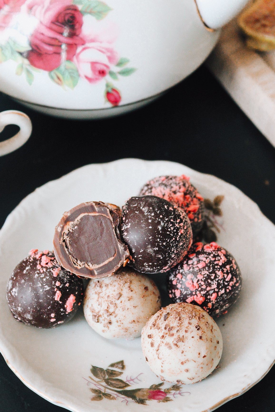 Birnn Dessert Truffles - Milk Chocolates Box of 12
