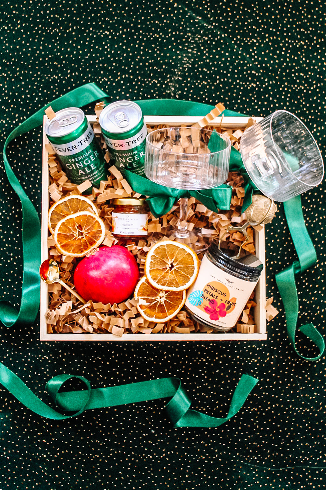 Sparkling Holiday Pomegranate + Hibiscus Mocktail Box