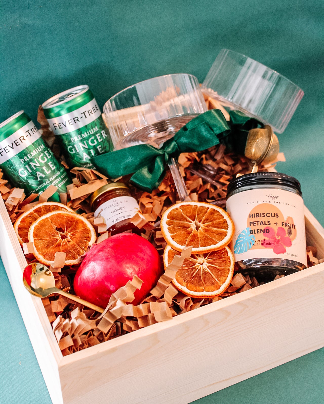 Sparkling Holiday Pomegranate + Hibiscus Mocktail Box