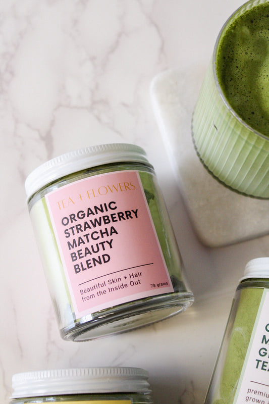 organic strawberry matcha beauty blend